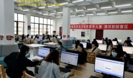 河南某大学学生爆料新闻,校园内惊现惊人一幕！